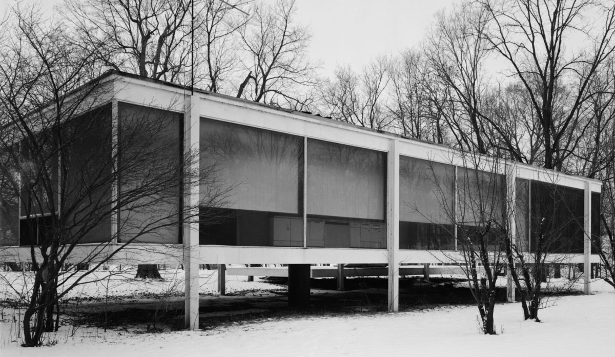 Edith Farnsworth House, Fox River & Milbrook Roads, Plano vicinity, Kendall County, Illinois - north elevation, seen from northeast. Designed by Ludwig Mies van der Rohe. Jack Boucher - Library of Congress, Prints and Photographs Division, Historic American Buildings Survey.